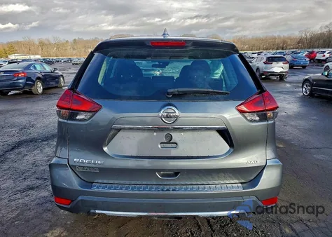 2019 Nissan Rogue S z USA, uszkodzony, nr VIN 5N1AT2MV3KC807719